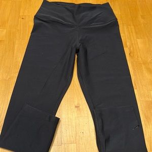Nike high rise cropped running tights, size medium, never worn